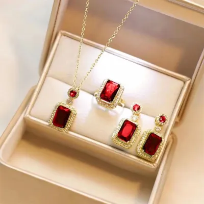 Cubic Zirconia Square Light Luxury Necklace Pendant Set (4 pcs)